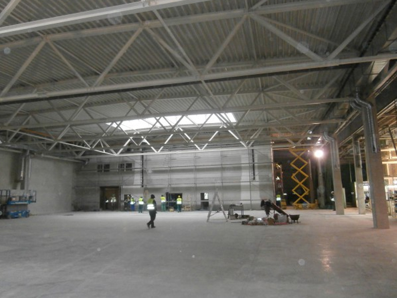 MOBIS Part Shop III – fotografia realizácie 9