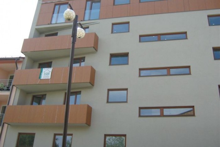 Mixed-use Building Spanyolova – project photo 2