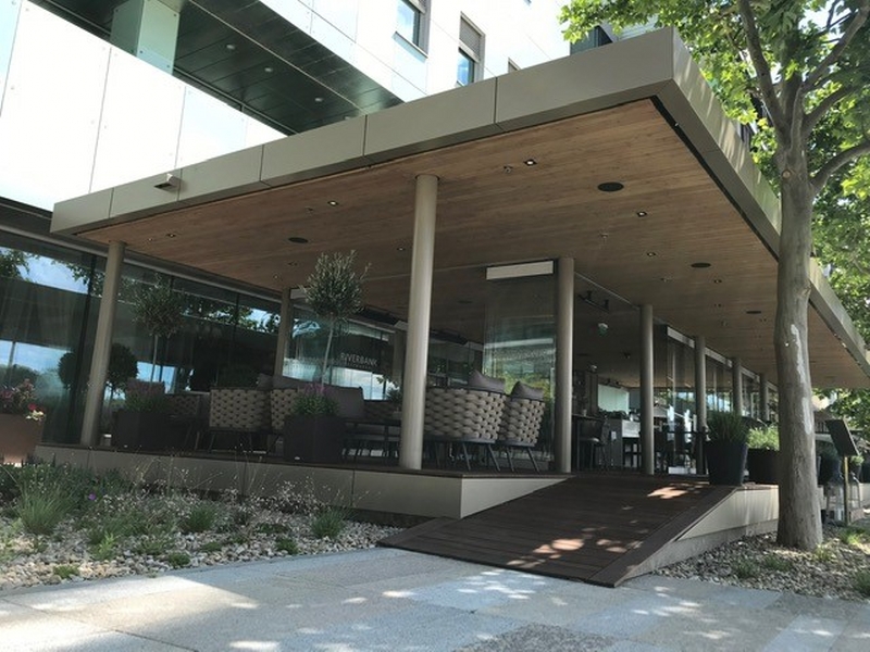 Terasa River Restaurant – fotografia realizácie 12